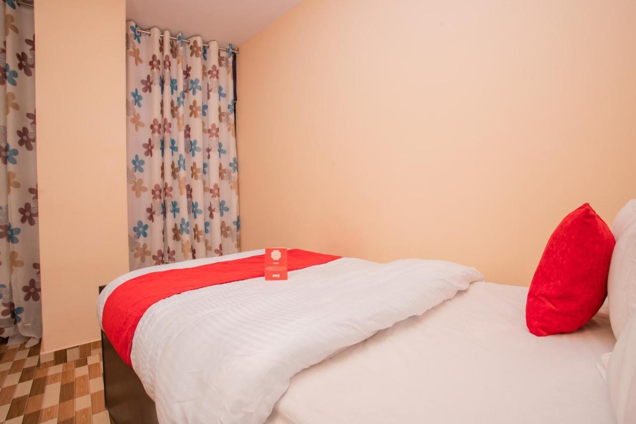 Oyo 142 Co International Guest House Kathmandu Esterno foto
