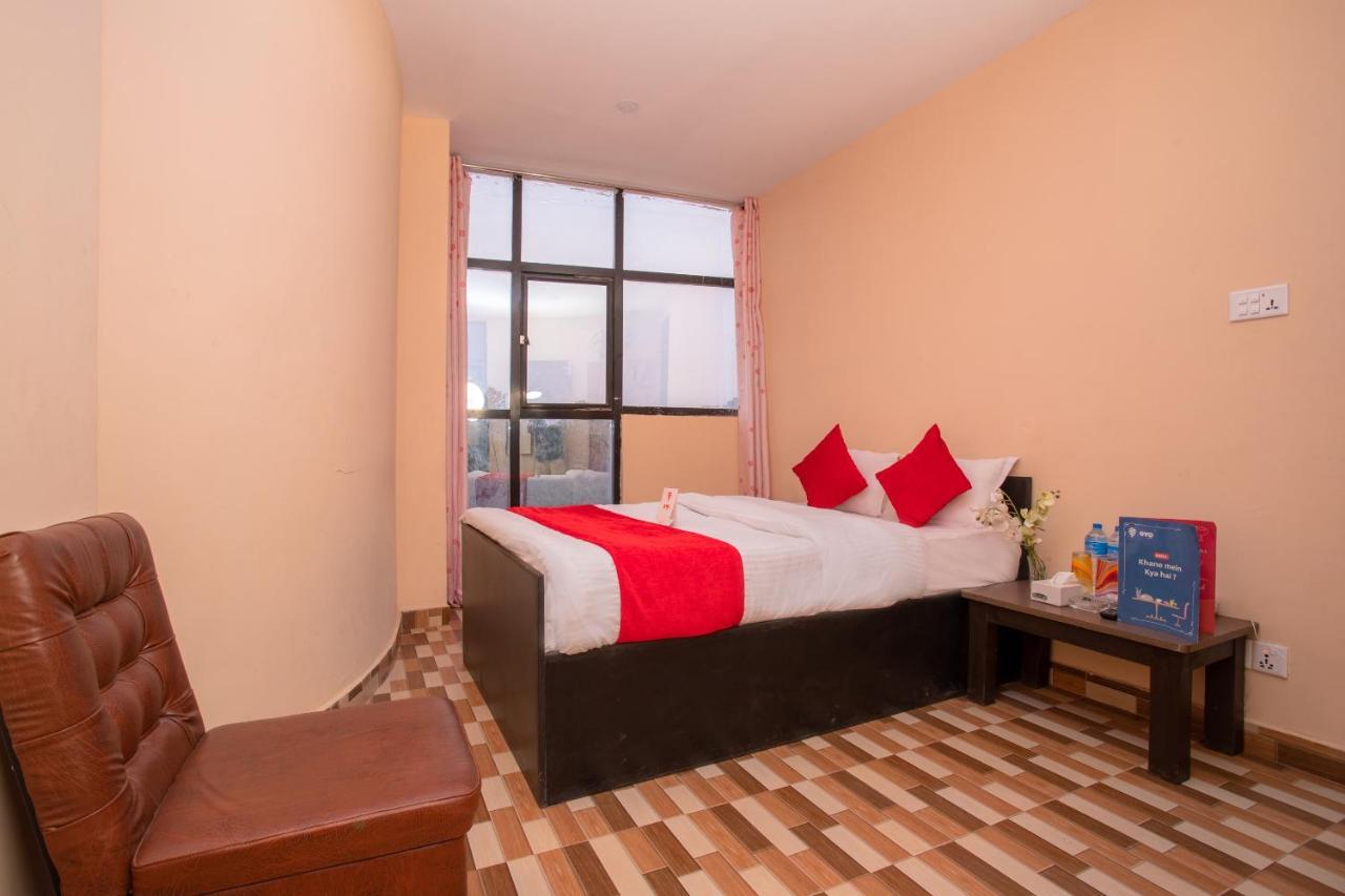 Oyo 142 Co International Guest House Kathmandu Esterno foto